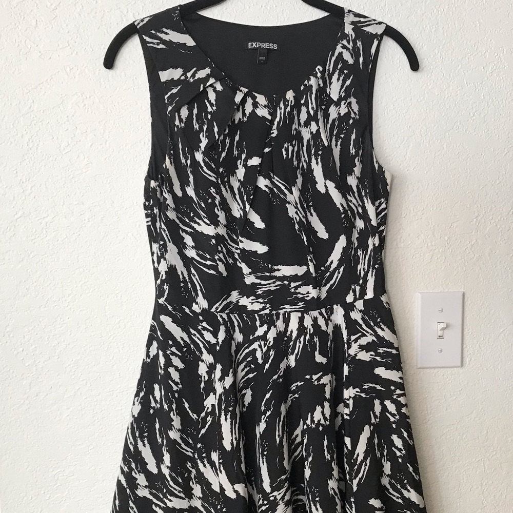 Express black and white dress, size 4